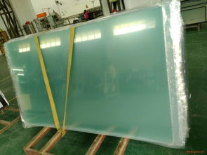 广告机防眩玻璃专业定做与批发——广州晨胜玻璃为您打造清晰视界